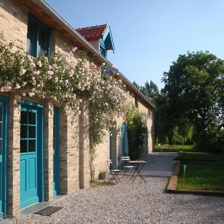 De Charme A Quaedypre, 3 Chambres, Proche De Bergues, Ideal Pour Familles - Fr-1-510-170 Vakantiehuis *